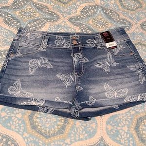 New with tags shorts